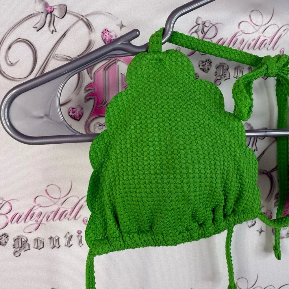 Aerie bikini, top textured fabric tie up Vibrant Green Scalloped Bikini Top